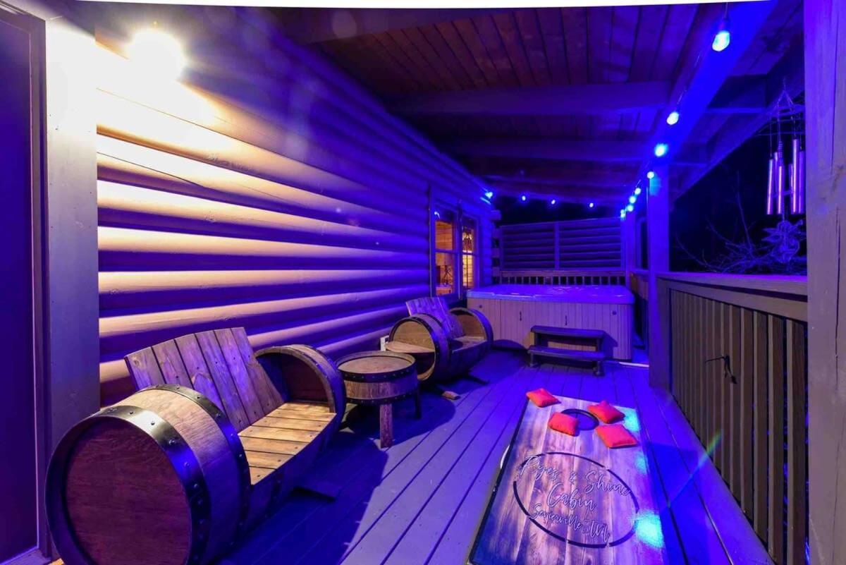 Ryes And Shine Bootlegger'S Cabin! Hot Tub* Pool* Arcade* Billiards *Ev * Pet Friendly Sevierville Exterior photo